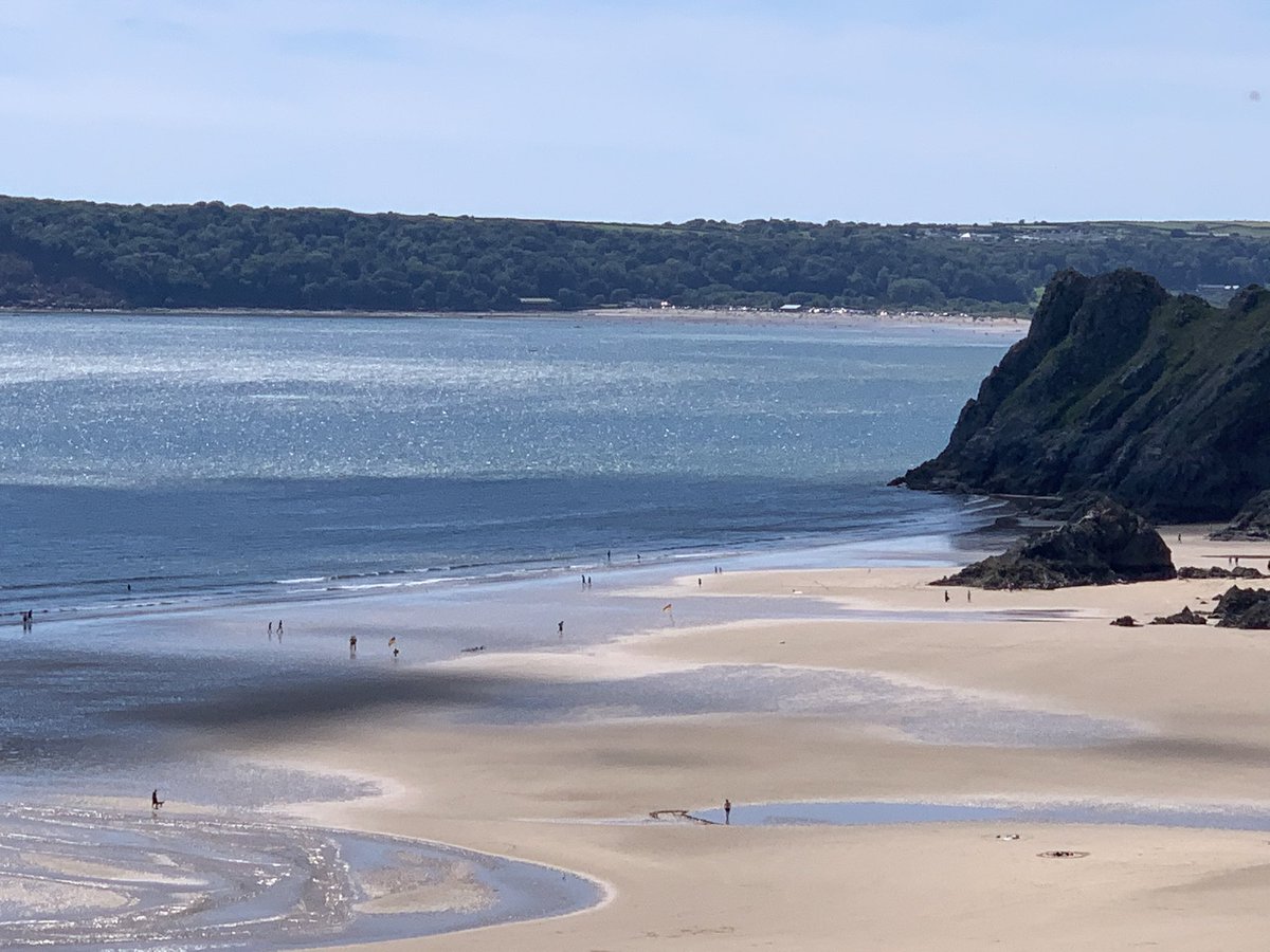 ldgower2's tweet image. So good to be home! #Threecliffs today 🥰😊