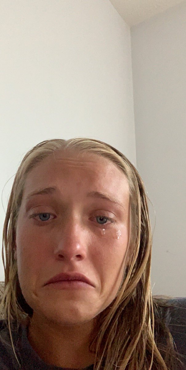 Ofmiceandmacey_'s tweet photo. When your mom says she’s making pot roast for dinner https://t.co/MKElFpMh7t