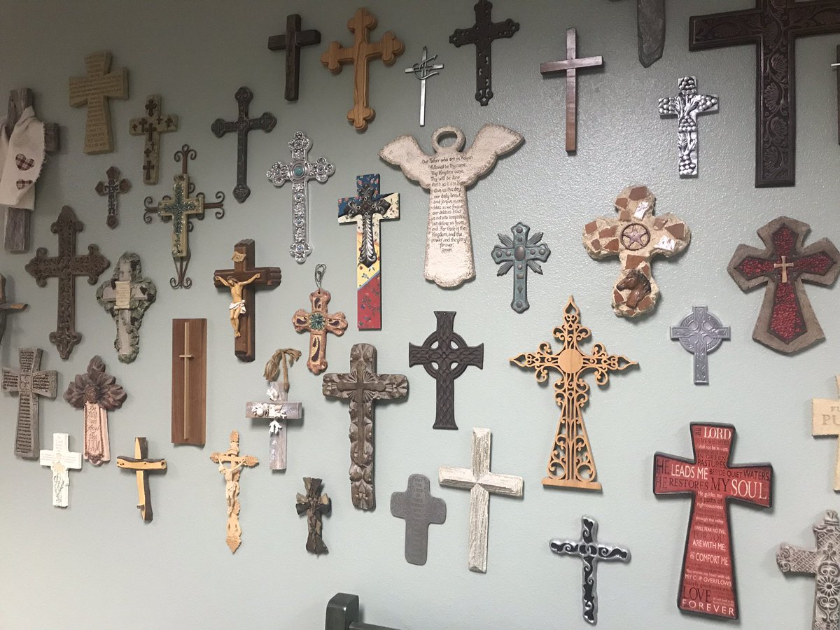 Airdorf's tweet image. CHOOSE THINE WEAPON