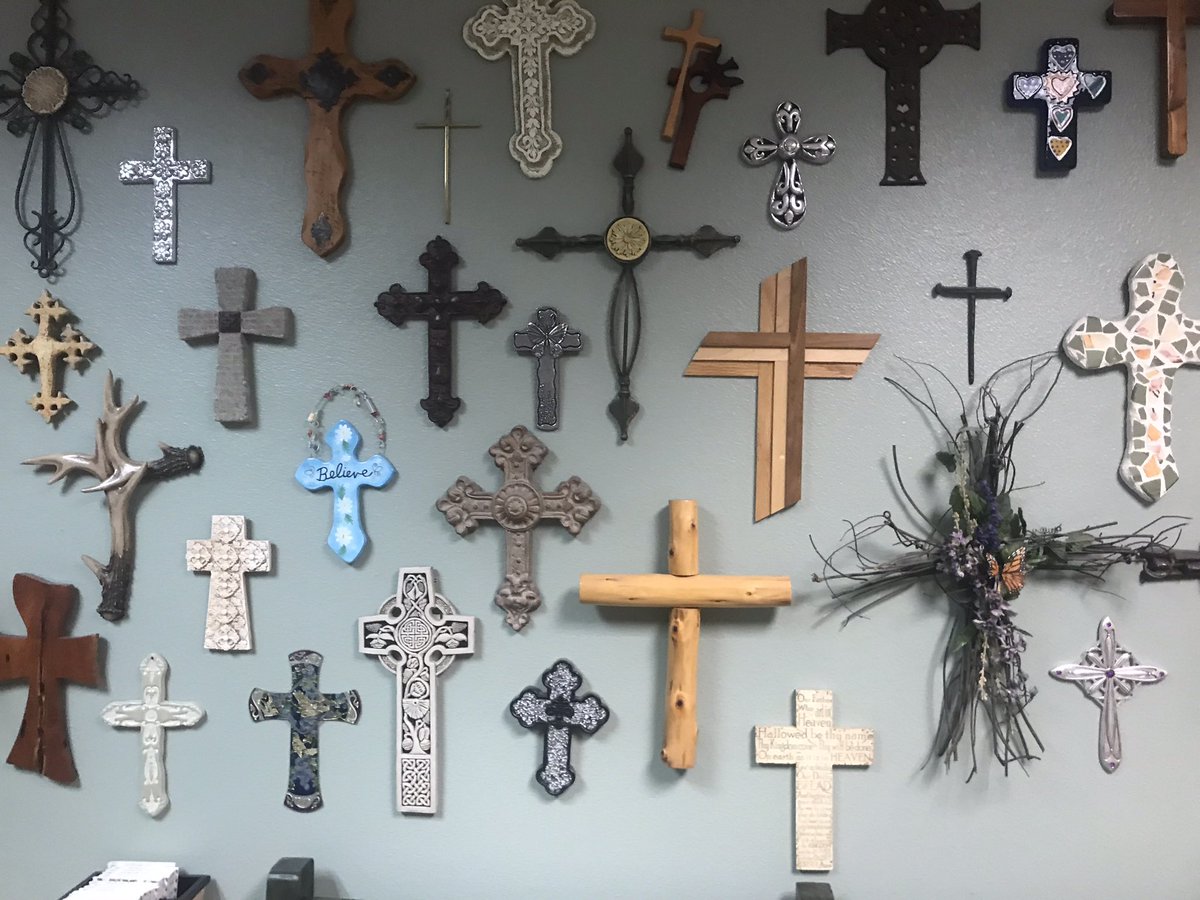 Airdorf's tweet image. CHOOSE THINE WEAPON