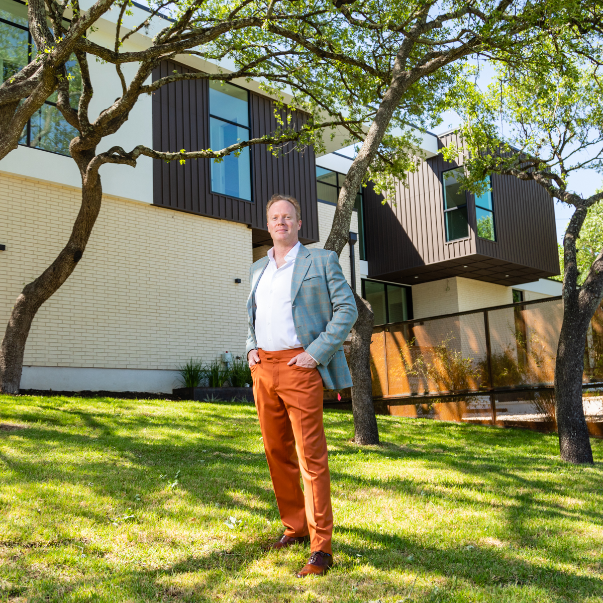 ClaytonBullock's tweet photo. Clayton's local insight and love of all things Austin make him both a great REALTOR®  and an exceptional personal tour guide! https://t.co/SDL1YqmHI9