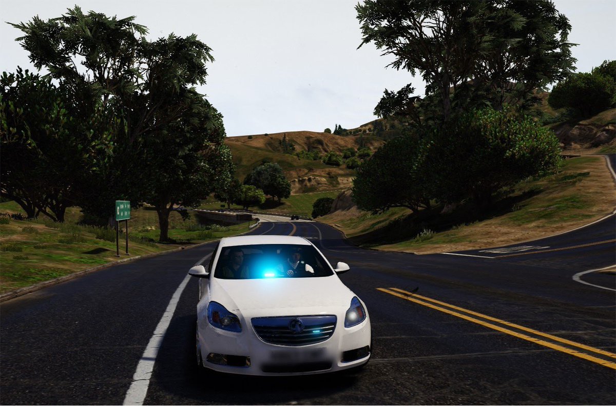737_BC's tweet photo. Congratulations to PC Pointing who has successfully passed his advanced driving course today! He can now assist TPAC drivers in the tactical phase of pursuit, and make use of stingers! Well done 👍🏼 #fastercar @LondCallingRPC @MetOpsLC https://t.co/CW7AgdheyT