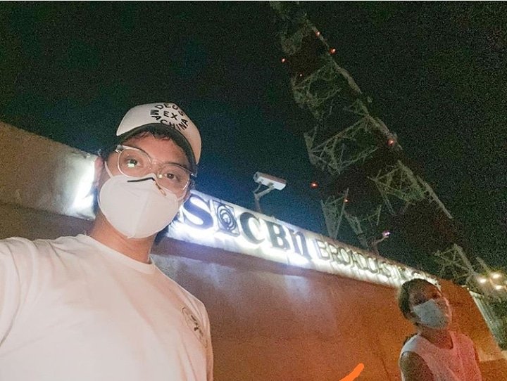 lisasfatar's tweet photo. Ate Kath IG Post β€οΈππ
@imdanielpadilla @bernardokath
#kathniel #kathrynbernardo #danielpadilla #ibalikangabscbn #WeAreOneKapamilya #VoteYEStoABSCBN https://t.co/9jdc1pcEIe