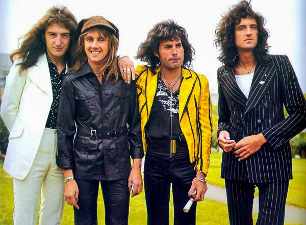 ImagenRetro's tweet photo. Queen en Japón, 1975. https://t.co/KoXtEOXeuW