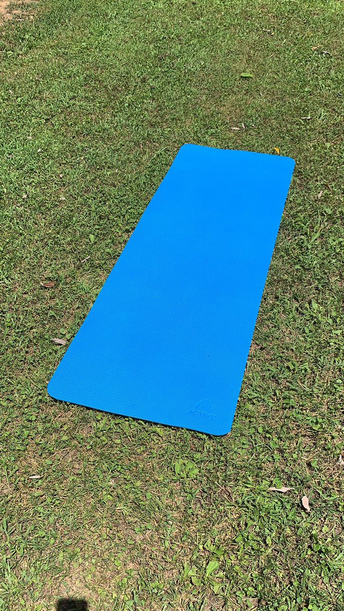 Michael_Parsons's tweet image. An afternoon covering a wide swath.
Yoga to lawn mower repair.
#SaturdayAfternoon #yoga #pushmower