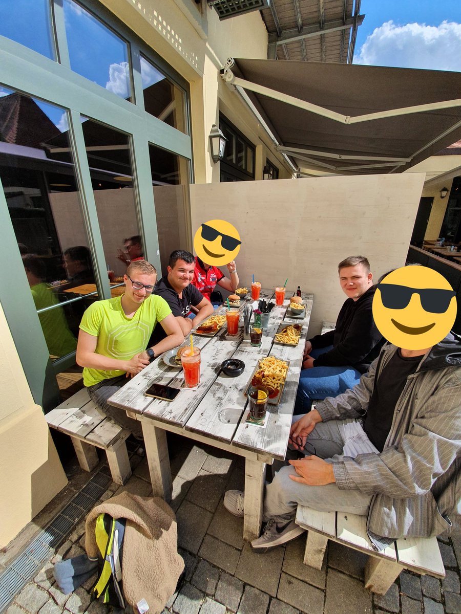 Ein nicer Tag in Ingolstadt heute 😎
<a href="/iTzEasyWin/">iTzEasyWin</a> <a href="/Seinstuhl2/">Seinstuhl</a> <a href="/SunoSenpai/">Suno Senpai</a> <a href="/ChristophKrner2/">Christoph K.</a> <a href="/BungeeCore/">BungeeCore</a>