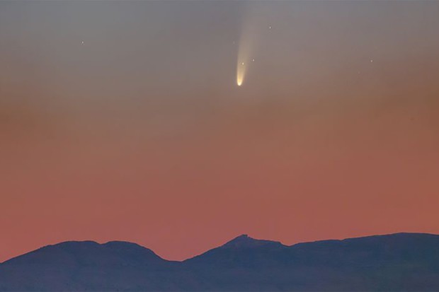 astronomia2016's tweet photo. Комета C/2020 F3 (NEOWISE): где и когда можно наблюдать https://t.co/1GG7ujyumJ
#NEOWISE #Comet #C2020F3 #Комета #Неовайсе #астрономия #космос #наука #science #space #C2020F8 #SolSystem #СолнечнаяСистема #орбита #Капелла #Возничий #Рысь #БольшаяМедведица #ATLAS #C2019Y4 #SWAN https://t.co/1VEF3kPIp9