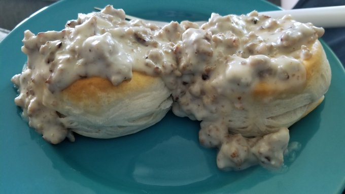 If you don't love biscuits with sausage gravy we can't be friends! 😍🤤🍽 https://t.co/maYNCVLrK4<a href="/tag/vegas"class="tags"><span>#vegas</span></a>