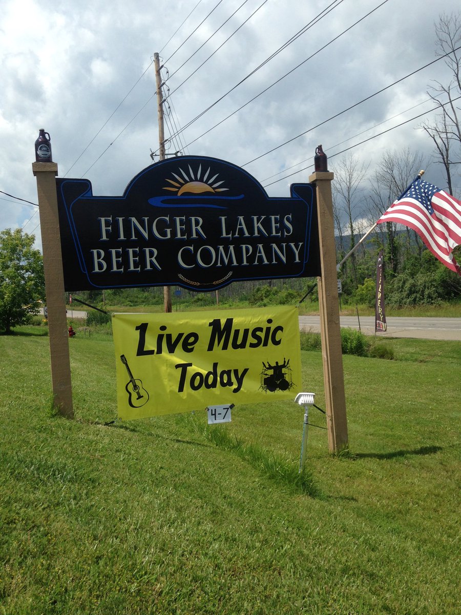 Brody Schenk performing live today 4-7 and your favorite fresh craft beers on tap! CHEERS