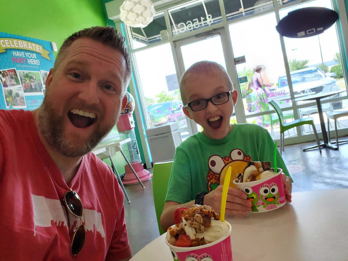 KID-A-LOO tweet media