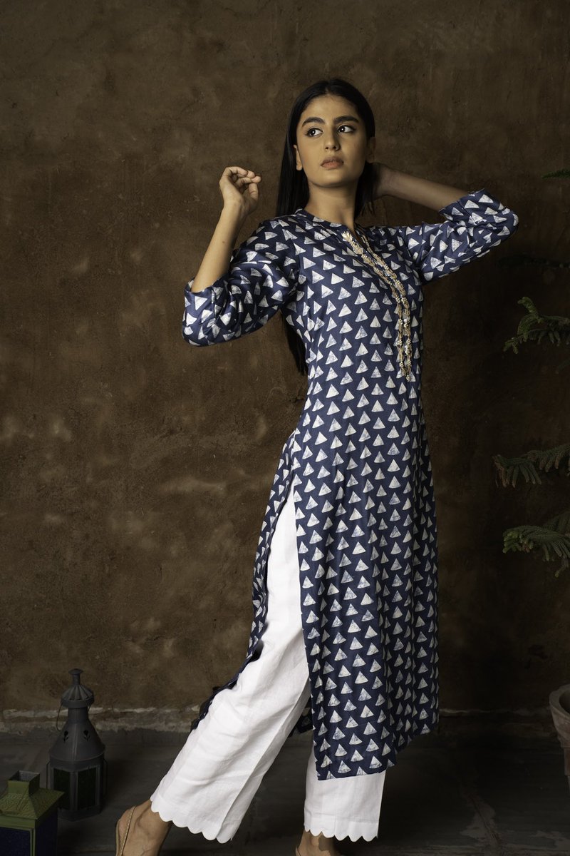 VinayDuttp's tweet photo. Povsednevnaya. (6)
#_vinki
#vinaydutt
#traditionalwear #fashion #ethnicwear #indiantraditionalwear #nikonindia #godoxindia #tamronindia #fashion #graziaindia #thinkingfashion #fashioneditorial #indianweddings #ethinicsindian #fashioneditorial #jodhpur #bluecityfashion https://t.co/100XxenDq6