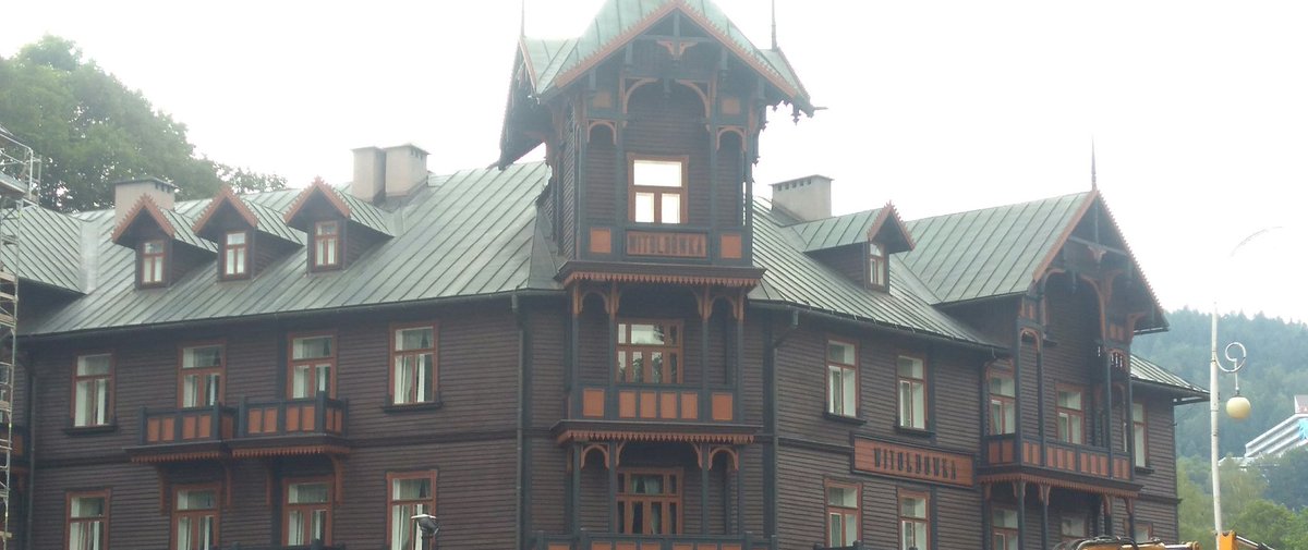 micha_paciorek's tweet image. I found an interesting building when I was out walking.  Maybe someone can use it to inspire
#architecture #designarchitecture
#design