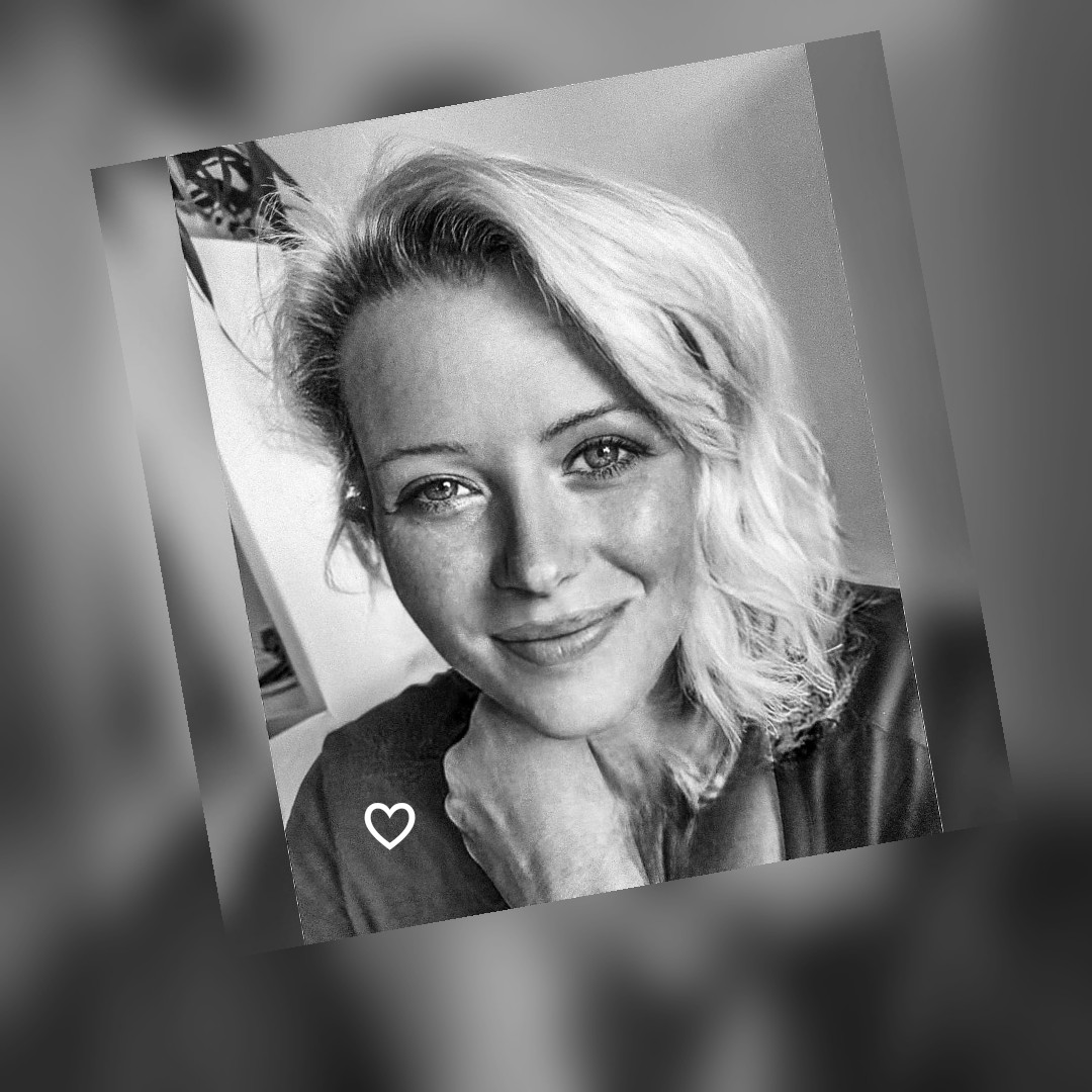 _MissySunshine's tweet photo. Vielleicht ist heute ein undtrotzdemdeshalbüberhauptundaußerdem.
Vielleicht ist heute ein ichgebe(mich)nichtauf. 
Vielleicht ist heute weniger müde,
weniger müde vom Leben,
weniger müde vom Sein,
weniger müde von mir.
Vielleicht ist heute Mut.
Wer weiß das schon

#NeuesProfilfoto https://t.co/rboId1p43d