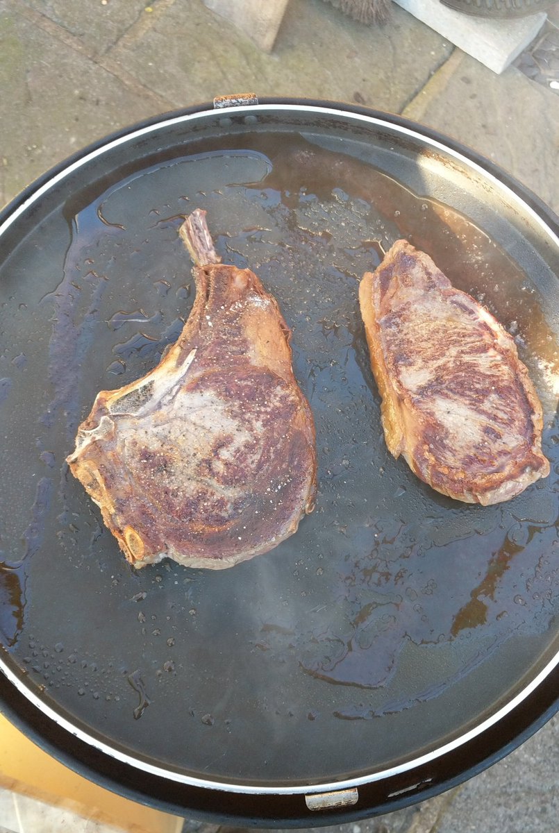 MaxSharps's tweet photo. I exclusively only eat tomahawk steaks now. I just hope I can keep up with the loan repayments. #RespecttheHawk https://t.co/saFlZTcb9h