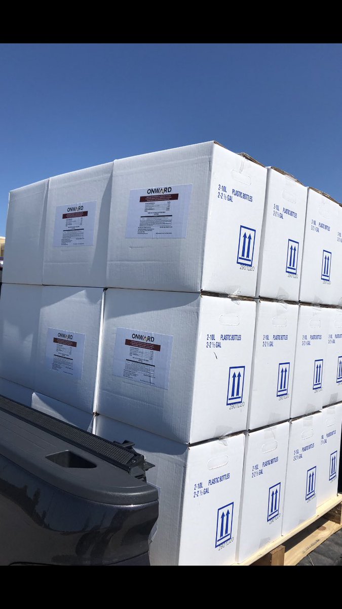 RousonelosPeter's tweet photo. Delivered some Ag Xplore products that the customer will use with upcoming fungicide applications. #fungicide20 #yield #agxplore #onward #borpak #planthealth #grainfill #onwardtohigheryields https://t.co/k9P1dO4nN0