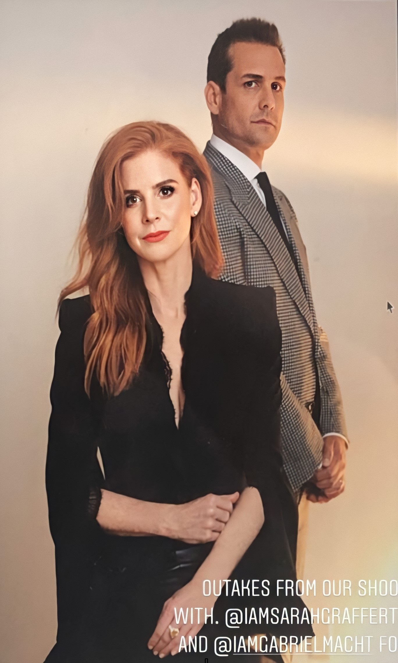 Alex Sarah Rafferty Gabriel Macht Donna Paulsen And Harvey Specter A Throwback To Not Just Pretty Faces Kisses On The Foreheads Of The Lovers Wrapped In Your Arms I Looked
