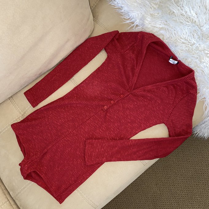 Posted more all $5 items on my Poshmark❤️ https://t.co/U1XYBMIQUX https://t.co/r2sjYlJcPz