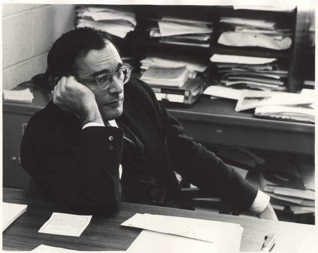 "A good teacher does not teach facts, he or she teaches enthusiasm, open-mindedness and values." 🧠

-- Gian-Carlo Rota