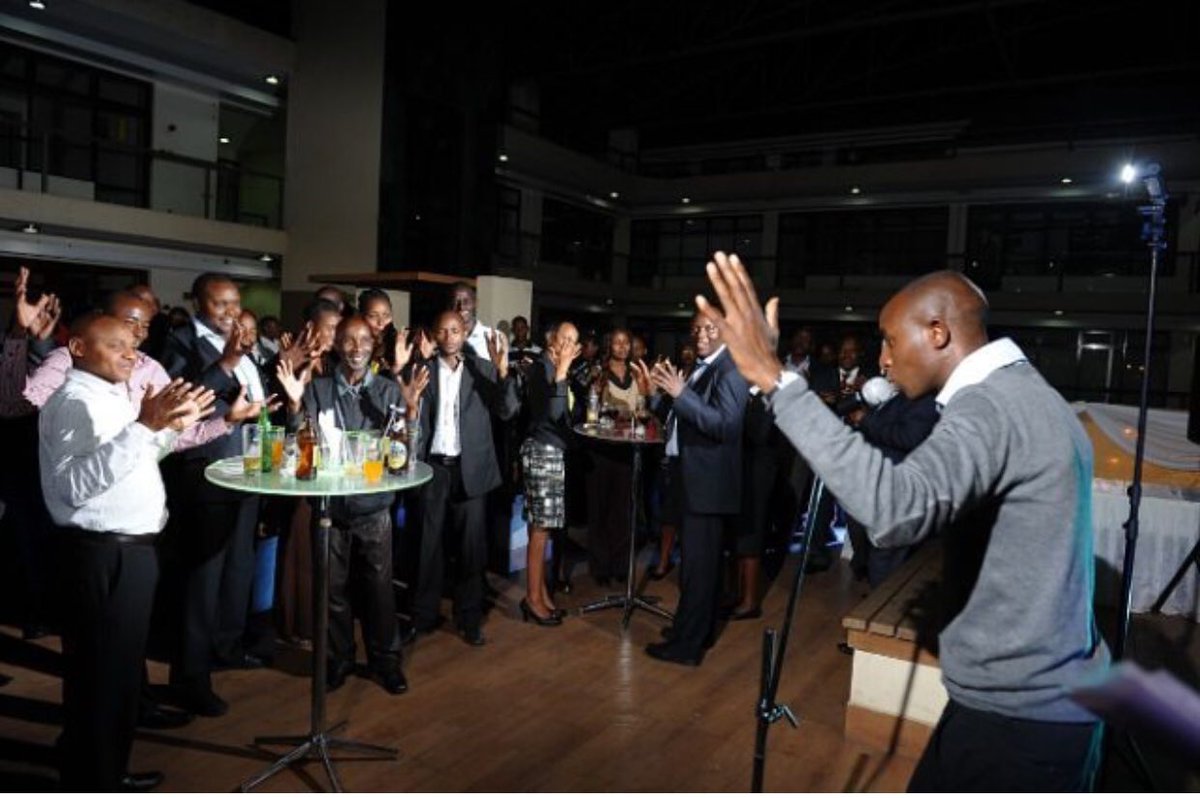 Haflaevents's tweet photo. This was a corporate party and MC @Jeff_KuriaM brought down the house😀
#corporateevents 
#corporateemceeing 
#YourCorporateMC 
#WeAreHaflaEvents 
#WeDeliver https://t.co/xU3NES3X7a