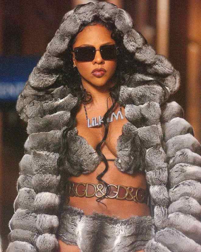 Happy birthday Lil Kim 46 