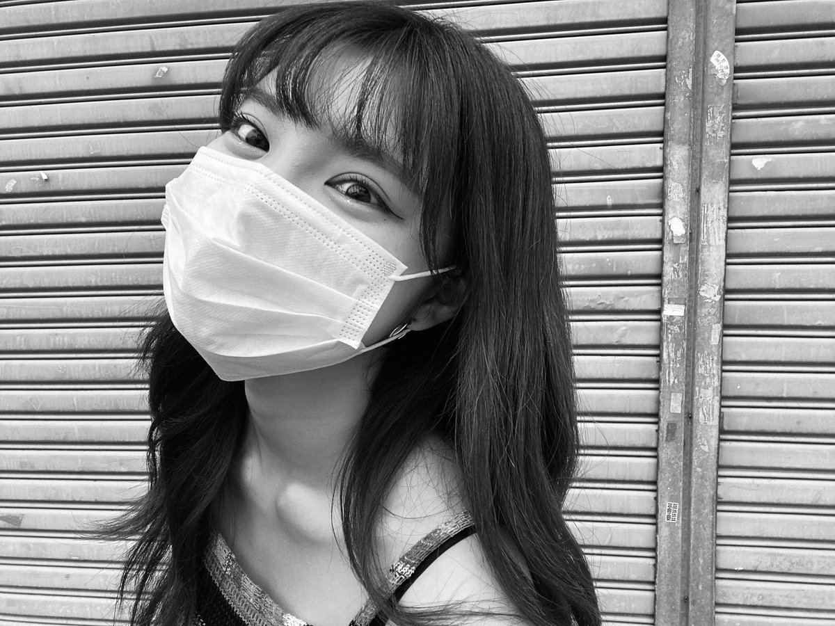 pbeckpics's tweet photo. ㅤ ㅤ💙 — #Yerim #예림

Sunshine in Black &amp; White https://t.co/M7Q1Be9RGz