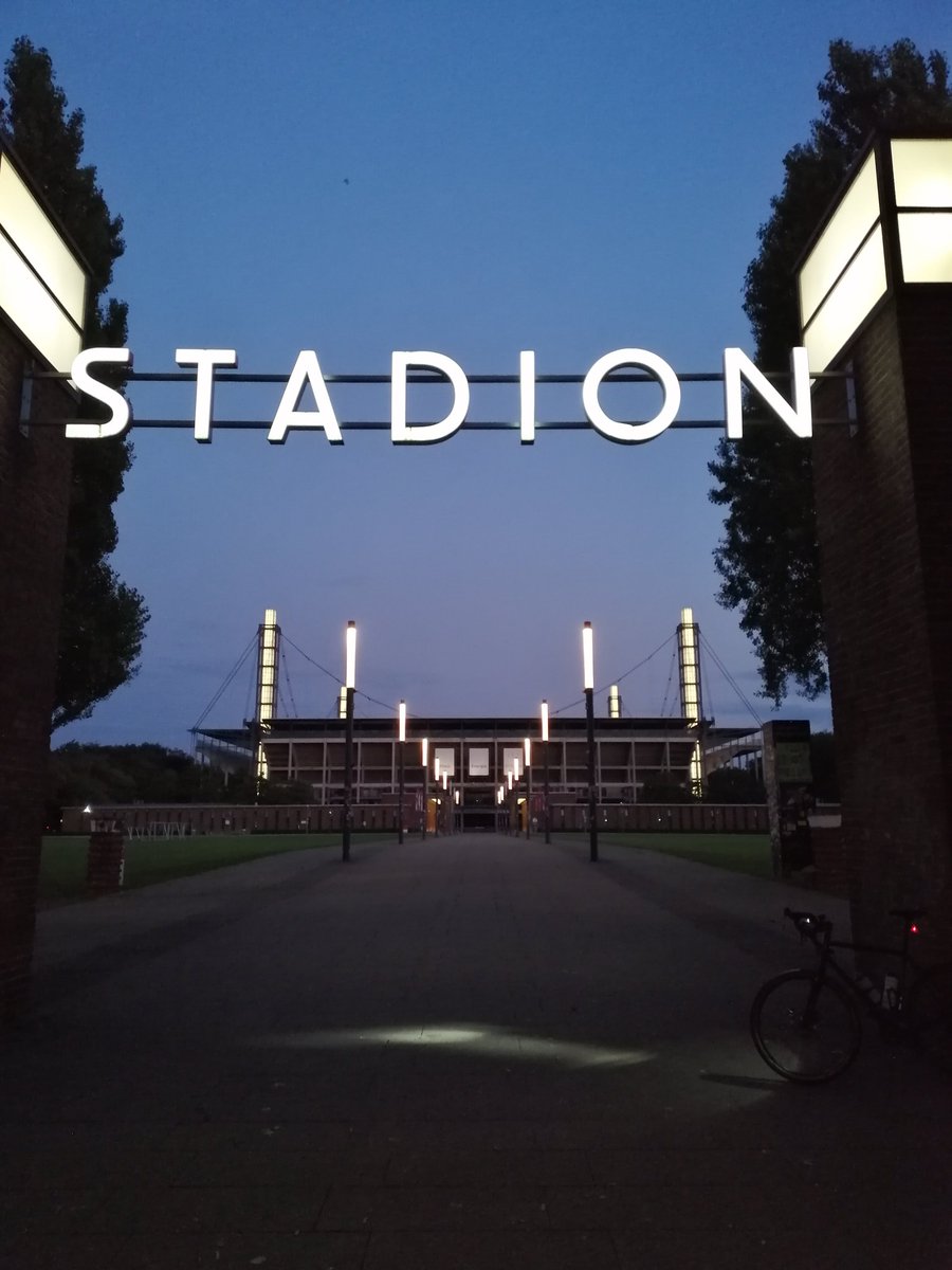 CyclingSammo's tweet image. Heute bin ich nach der Arbeit noch nach Köln geradelt ~