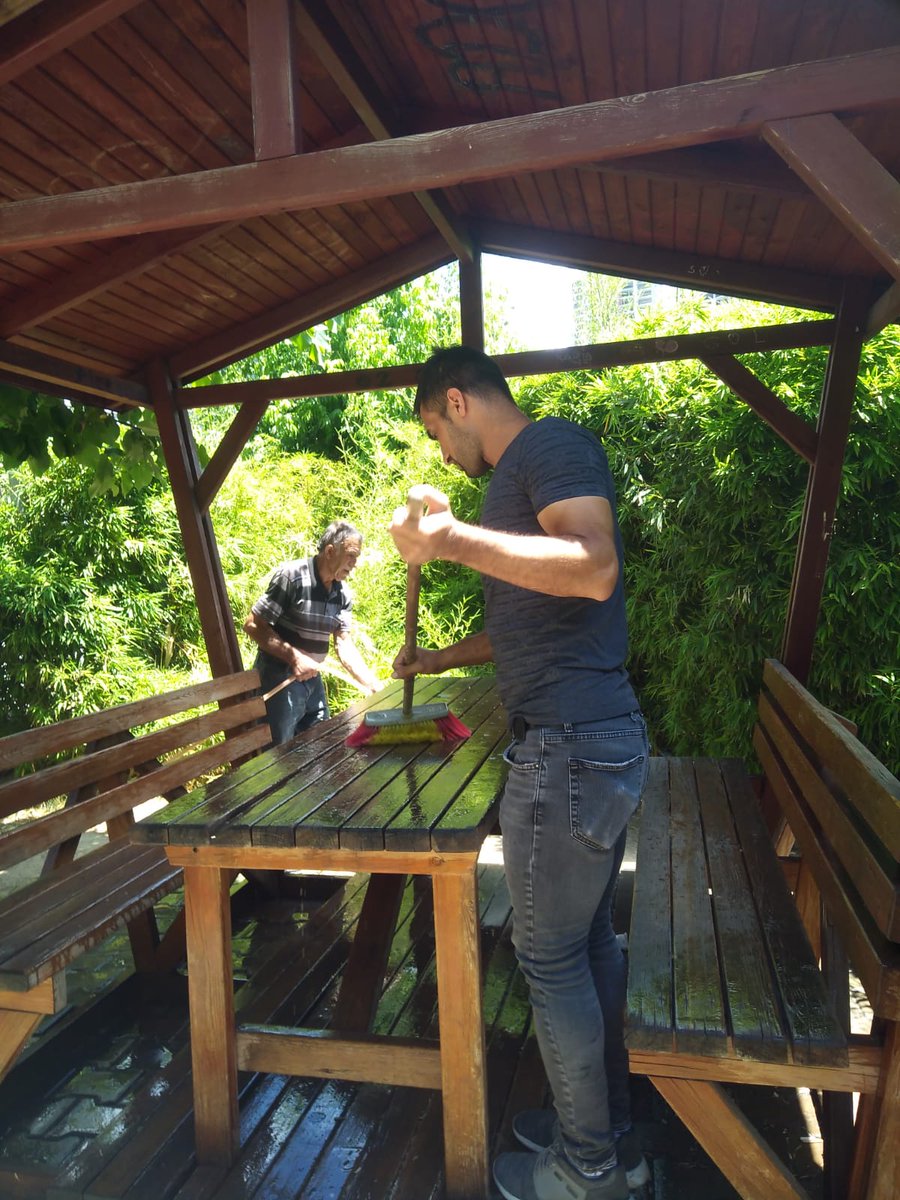 Ortak alanlarımız temizlenip, dezenfekte edildi.

#solarkent #solarkentsitesi #solarkentsiteyonetimi #solarkentyonetim #solarkentresidence #solarkenttemizlik #solarkentteknik #solarkenttunel #solarkentkule #virus #viruscorona #corona #temizlik #dezenfekte