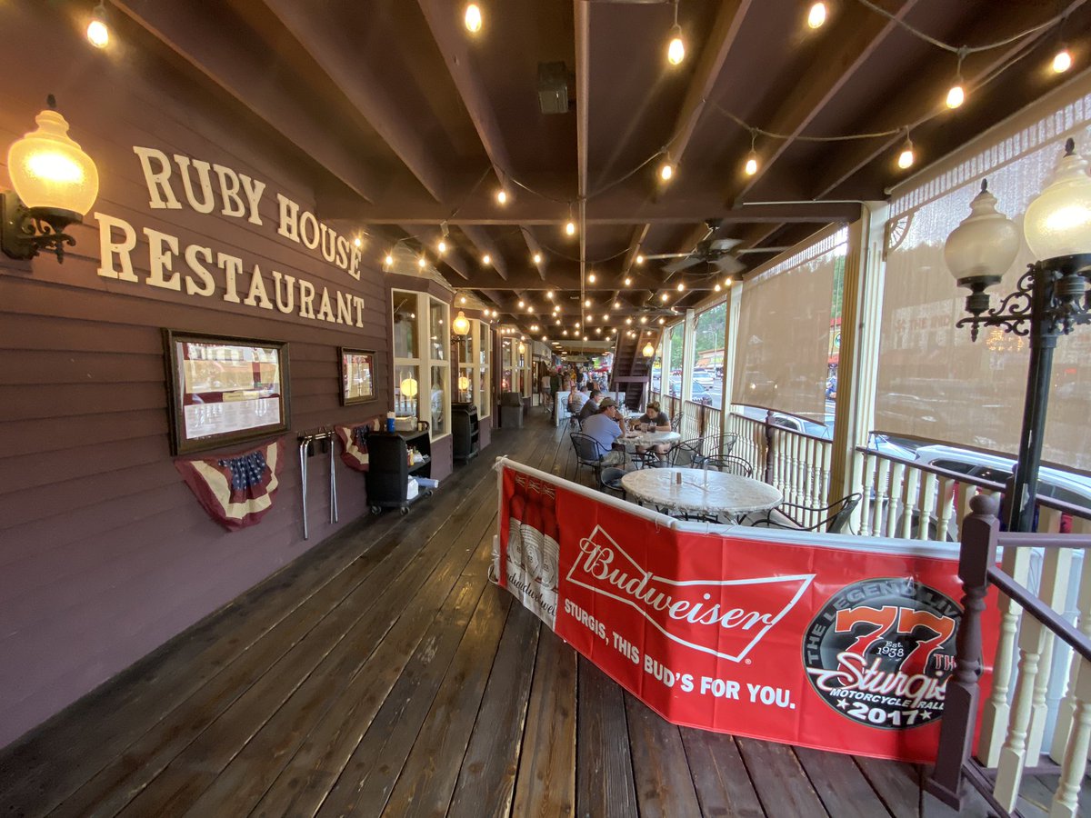 BackroadsStaff's tweet photo. Keystone Boardwalk and dinner at the Ruby House in Keystone, South Dakota.  Mark enjoyed the elk burger. Yep, you heard us right :)

#keystoneboardwalk #rubyhouse #keystonesouthdakota #famous #backroadsandburgers #burgers #southdakota #elk #elkburger #backroadsofsouthdakota https://t.co/TWv2PdMZwa