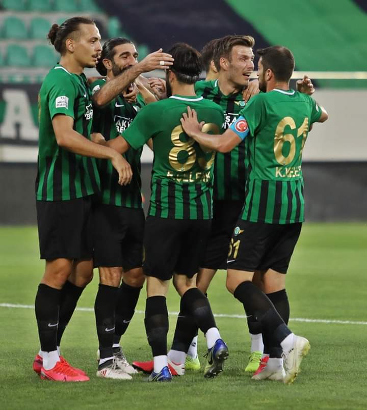 🔥 MAÇ GÜNÜ 🔥

⚽ Boluspor 🆚 Akhisarspor
📅️ 12.07.2020 Pazar ⏰ 17:30
🏟️ Bolu Atatürk Stadyumu
📺 beIN Connect 
📲 #BugünGünlerdenAkhisarspor