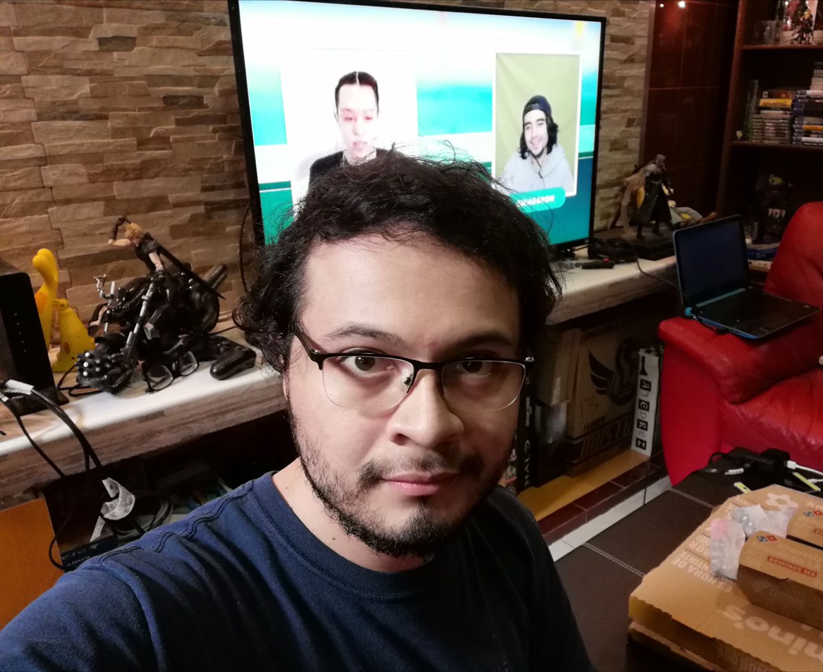 Donnet_'s tweet photo. @7ElevenMexico #CopaAventuraInvitacional #Día7Eleven Viendo el streaming del torneo y teniendo suerte derrotando al Team Go Rocket (100 iv y shiny oscuro). Qué buen cumpleaños. https://t.co/tgIroZnqB9