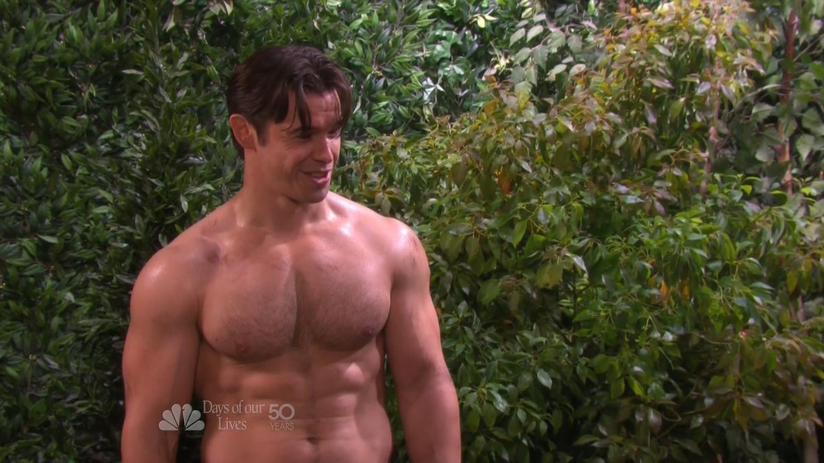 Justin wouldn't be having as much fun as Scotty over at GH arguing cases over Zoom. He'd represent Xander for a public nudity charge when he starts jogging bottomless. Xander would get the death penalty.  #Days