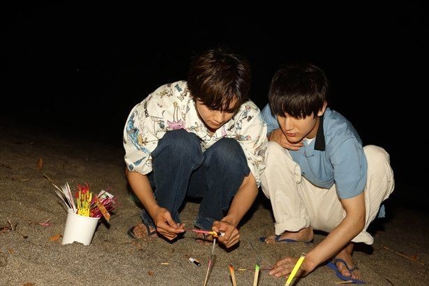 北村匠海 俳優 Dish 動画像 花火 北村匠海 俳優 元子役 歌手 ダンスロックバンド Dish ボーカルギター リーダー 中川大志 同じ事務所 実は子役時代からの仲 18年の夏 花火 画像 T Co 0r0xgajjnq Twitter