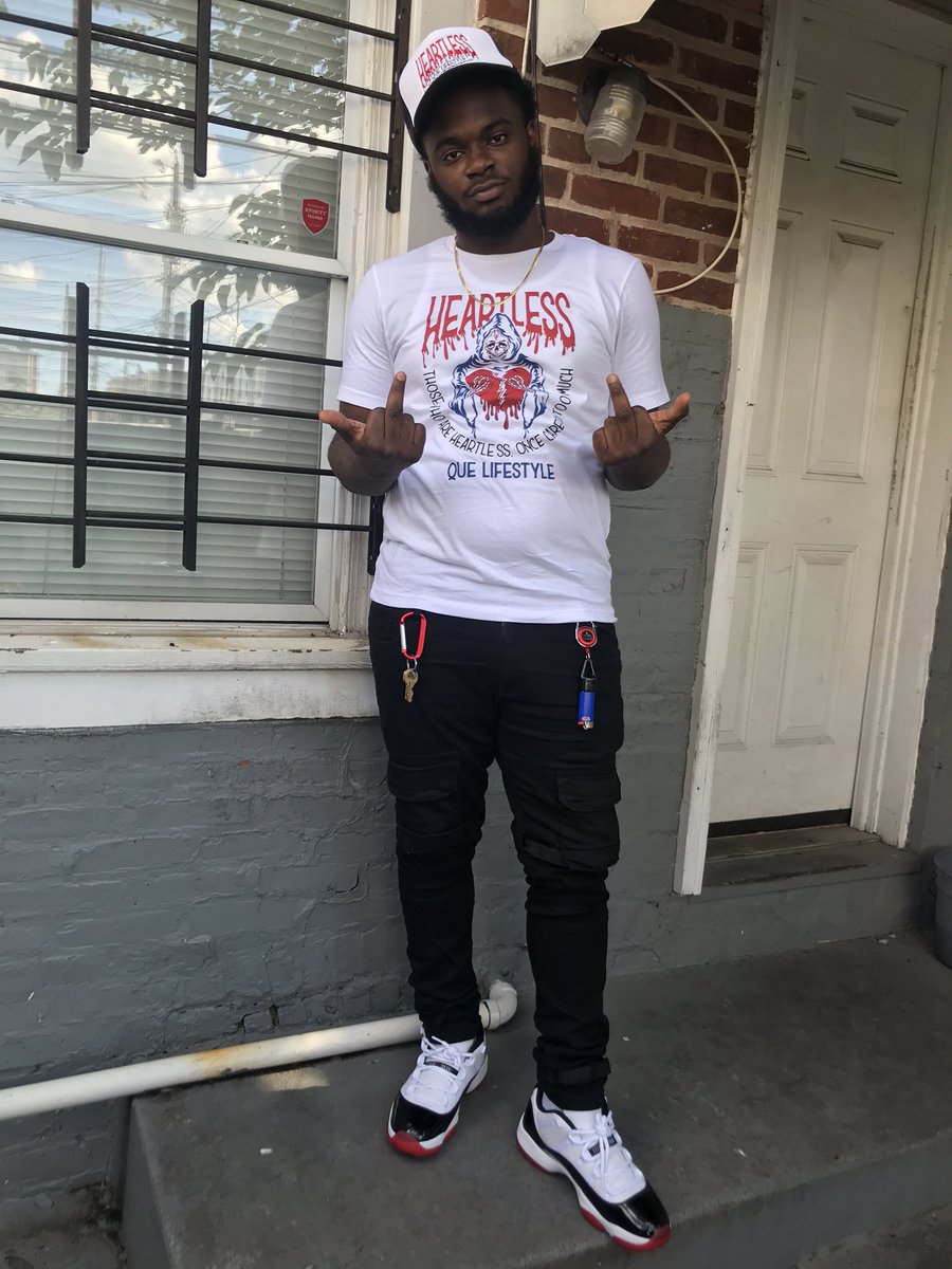 Big_Nell19's tweet photo. QUE Lifestyle ✨‼️ #QuitUsingExcuses #LongLiveTheGuyz 👼🏾 #FreeTheGuys 🔓 https://t.co/b4BRZgvaQb