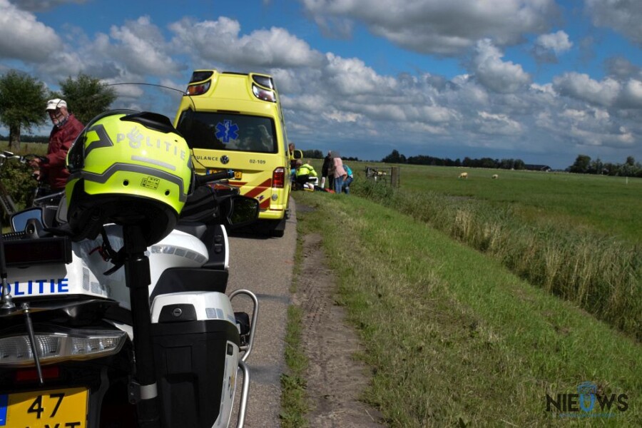 Wielrenner gewond na aanrijding met auto..