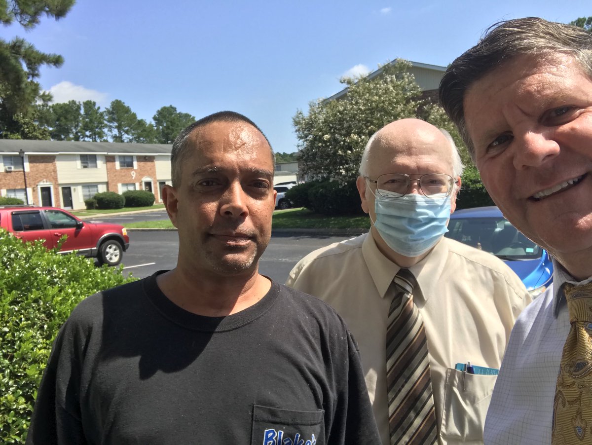 PastorTharp's tweet image. My soul winning partner Sid came out today in the South Carolina humid heat. He is a double transplant survivor. We got to rescue James from Long Island for Jesus today! He moved here and God crossed our paths going door to door. #StillWorks #WithJesusAfterSinners