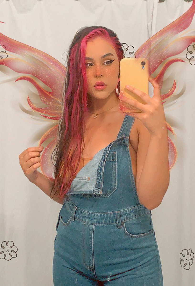 ogbbynat's tweet image. My hair is pink! 💕🧚🏻‍♀️