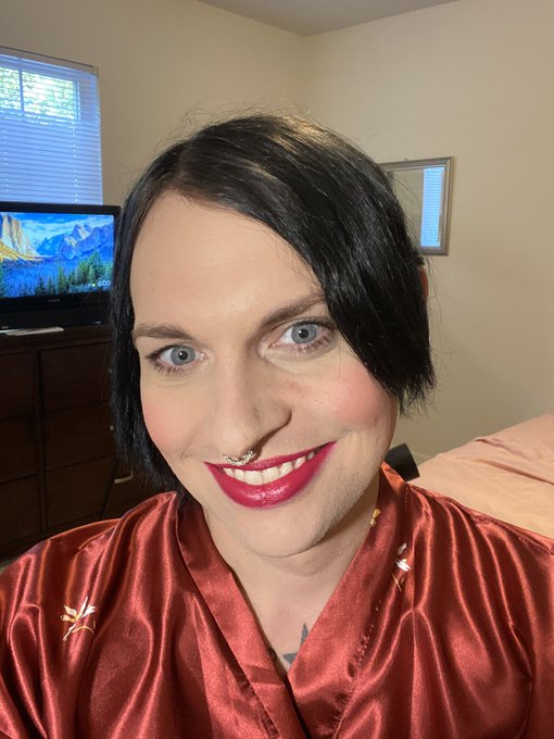 Fresh photo shoot tonight! Keep an eye on my pornhub to see them soonest! 💙 https://t.co/agC9oiz8K5<a href="/tag/xhamster"class="tags"><span>#xhamster</span></a>