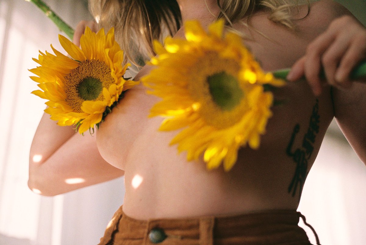 whimsyrascal's tweet image. 🌻🍯🌞
OnlyFans.com/rascalry