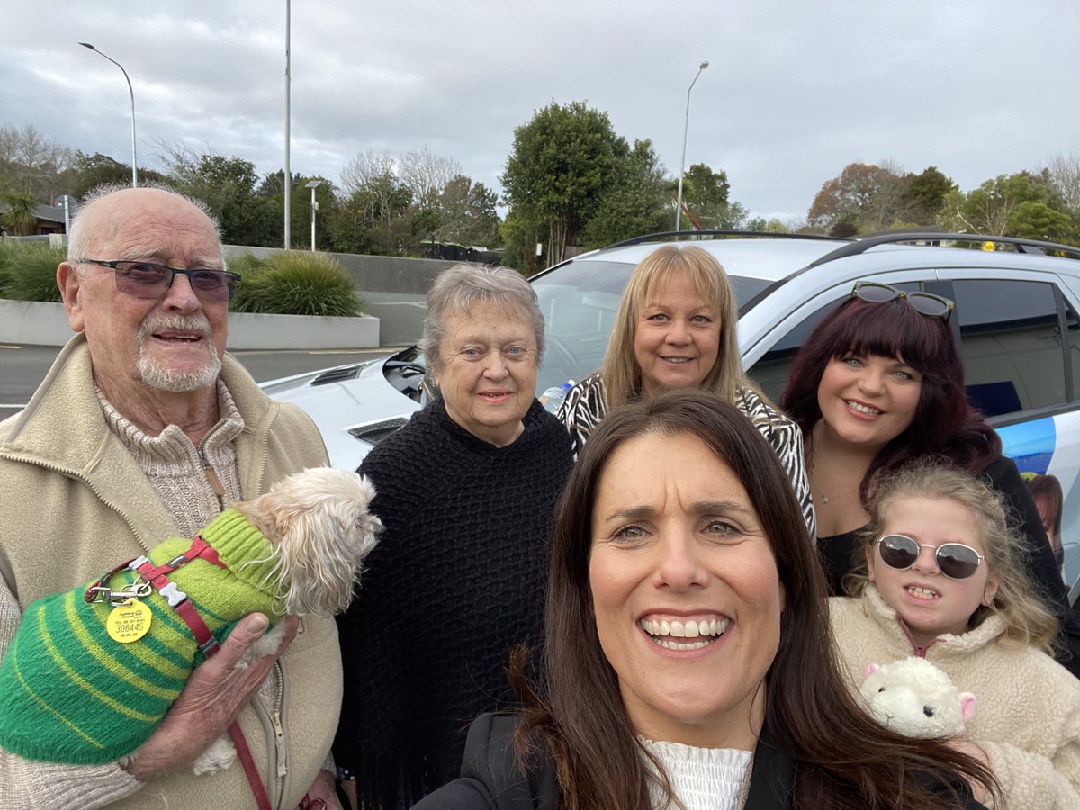 jennymarcroft's tweet photo. Whangarei bound for Shane Jones campaign launch #ForceForTheNorth @LawrenceTricia @ErikaHarveyNZ https://t.co/yOvvBrJAY9