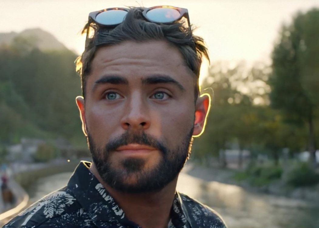 ZacEfron_DR's tweet photo. Those ocean eyes 💙 #ZacEfron https://t.co/emjP7E4AiZ