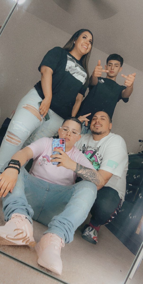 pheez⚜️ tweet media