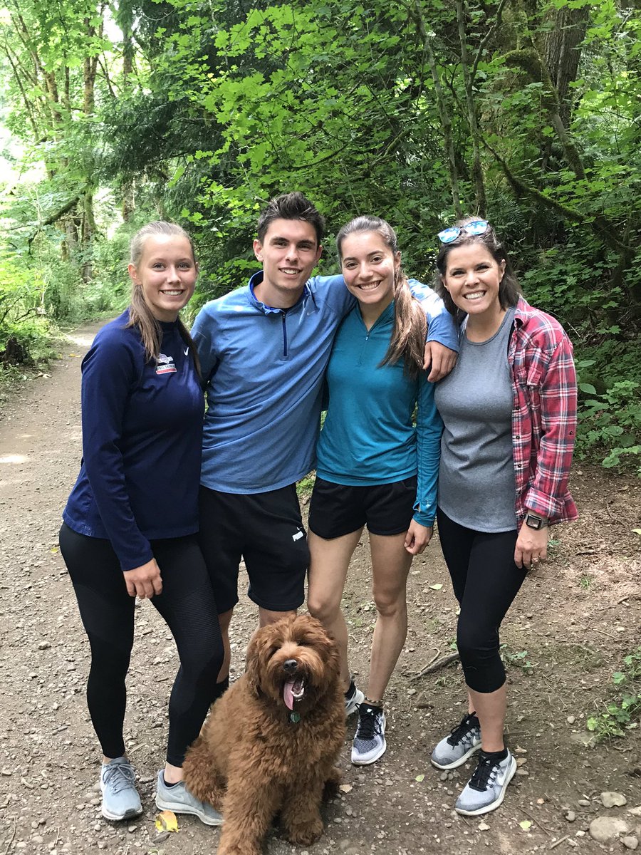 Saturday hike with the fam.