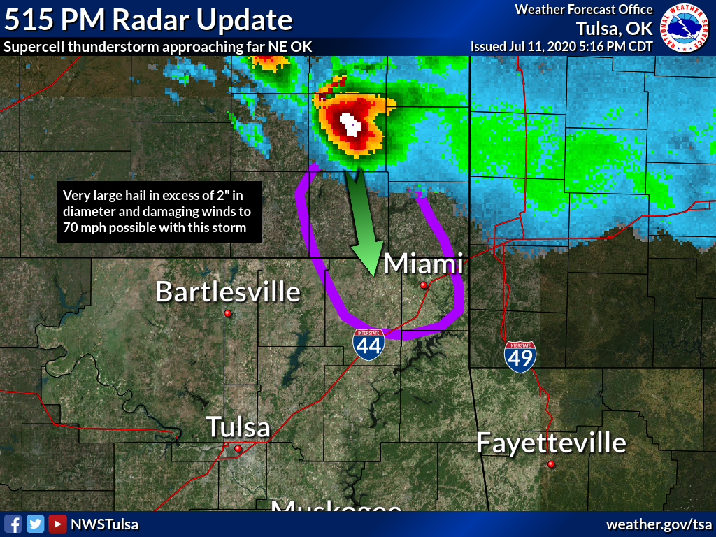 NWStulsa's tweet photo. [519PM 7/11/20] A supercell thunderstorm over SE KS is approaching far NE #OKwx this afternoon. Very large hail in excess of 2 inches in diameter and wind gusts to 70 mph are possible if the storm holds together. It should reach the OK border by around 620 PM. https://t.co/kXud6QLLPW