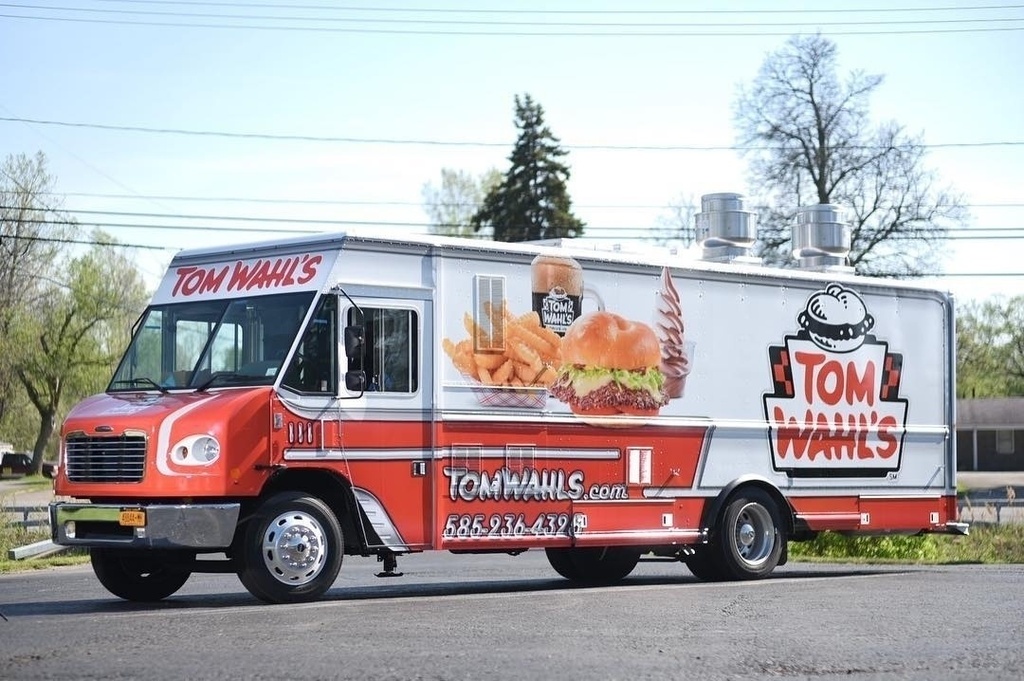 TomWahls's tweet photo. Tom Wahl's Food Truck is up and running! We're actively booking events for 2020 and beyond. Visit us online at: https://t.co/y8WIkadXc4 #TomWahls #FoodTruck #ROCFoodTrucks #Gradutation #Weddings #Summer #ROCFoodies https://t.co/qEzGbGstr6 https://t.co/xlxybUJRO1
