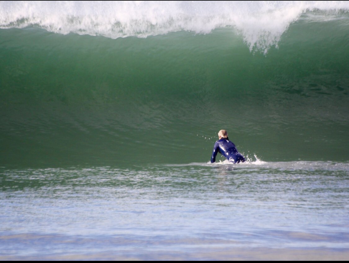 Did I get slammed? Absolutely!!!! This wave was the size of a school bus. Felt like it. 🦈