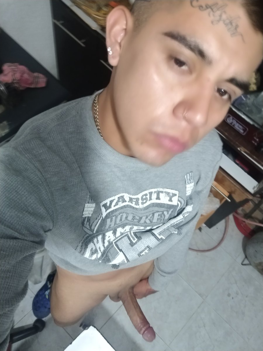 NeftalyWic's tweet photo. Necesito un culo para descargar toda mi leche 
#chacalvergon #vergon #papi #gay
#22cm https://t.co/RnJtAEU9Yo