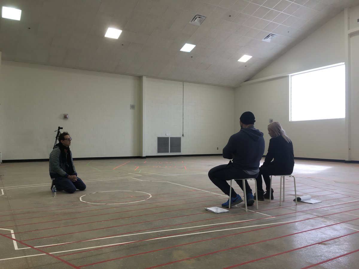 This is the scene with Drax and Mantis on the stairs, the strange beginning of a beautiful friendship.