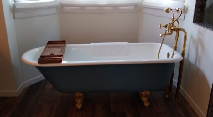 Marie Anton’s pics and videos