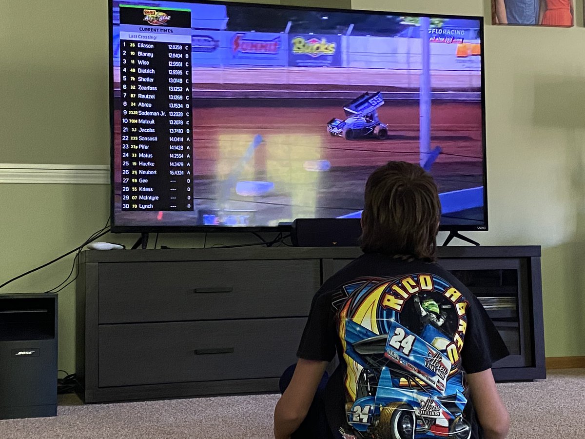 Zack and I are ready to watch the @ASCoC race the <a href="/LouBlaneyMem/">Lou Blaney Memorial</a> on <a href="/FloRacing/">FloRacing</a> in Concord, MI. #OhioSpeedweek