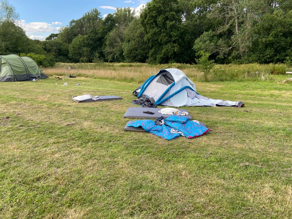 RD_Oakes's tweet image. This afternoon out of nowhere a tornado passed through the campsite where I am staying in Sussex. A family sized tent was lifted 15 metres up and totally destroyed and our party including 12 kids had to run for safety dodging flying debris. Luckily no injuries.